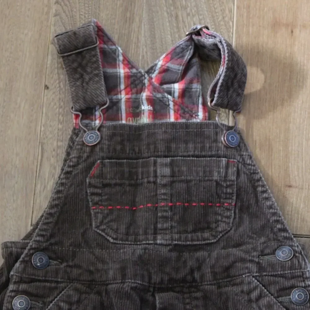 Vintage OshKosh Brown Corduroy Cargo Style‎ Overalls 12 Month